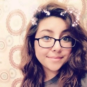 Meet your Posher, Marely